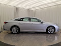 2019 Toyota Avalon Hybrid XLE
